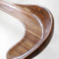 <a href="https://www.galeriegosserez.com/artistes/loellmann-valentin.html">Valentin Loellmann </a> - OnePiece - Banc d'angle